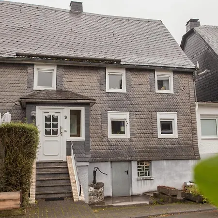 Holidayhome - Antoniusstrasse 9 Gronebach Horská chata *